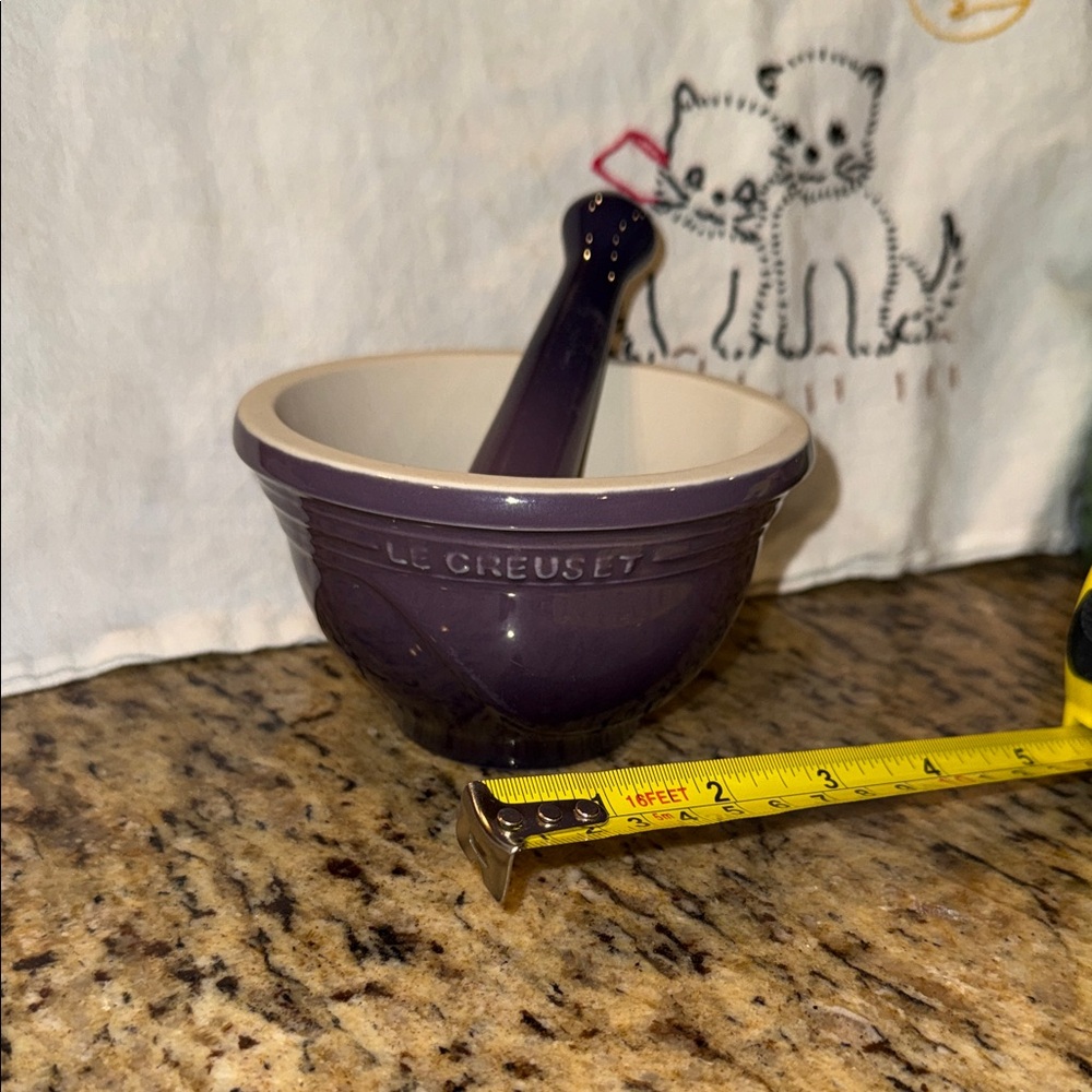 Le Creuset Cassis Mortar and Pestle